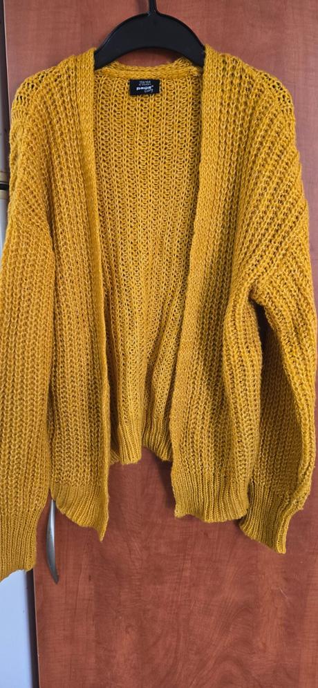 Sveter horcicovy, chapter young,164