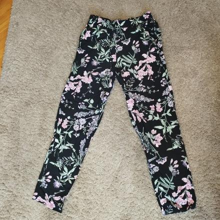 Nohavice s vreckami, s