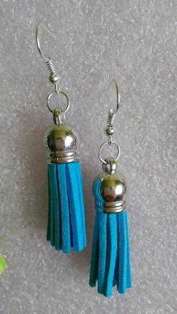 Strapcové náušnice,