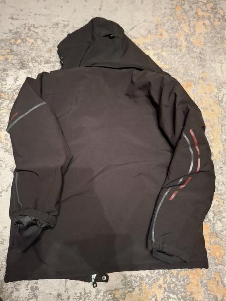 Zimná lyžiarska bunda výborný stav, m