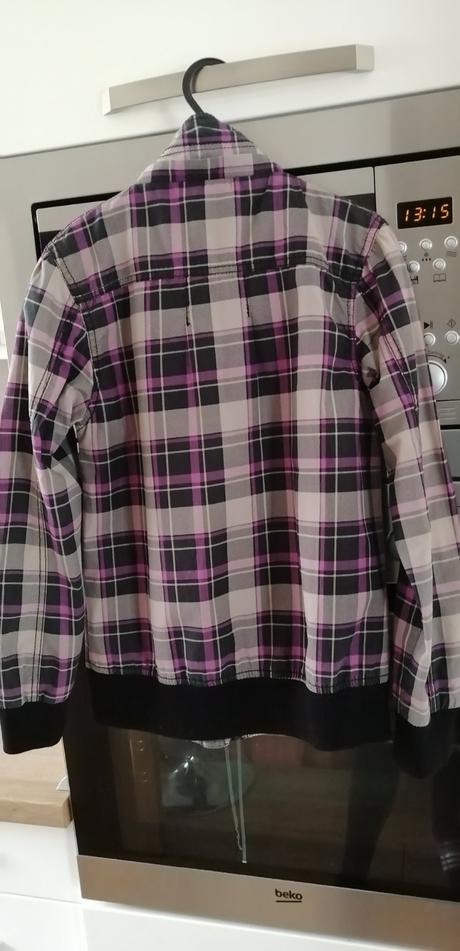 Prechodná bunda, 134