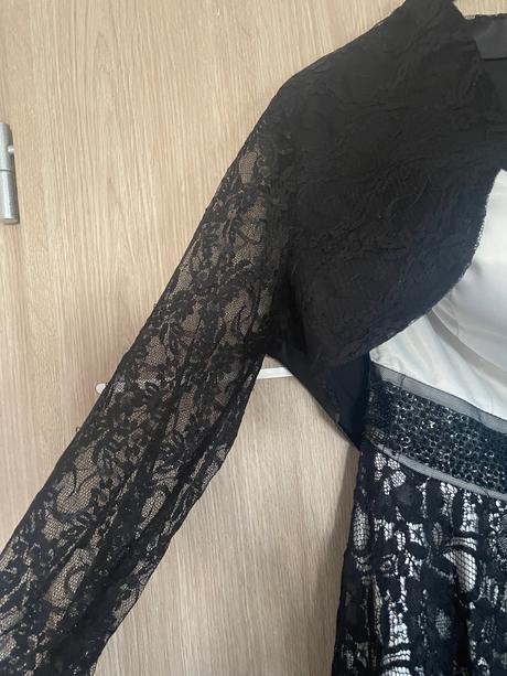 Spoločenské šaty s bolerkom, 40