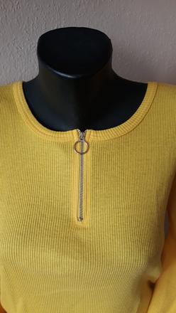 Žlté tričko so zipsom, s