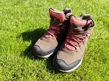 Turistické topánky, 31
