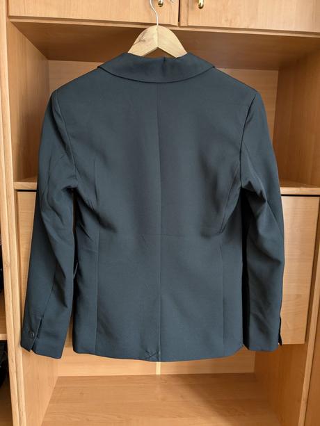 Čierne sako, sinsay,32