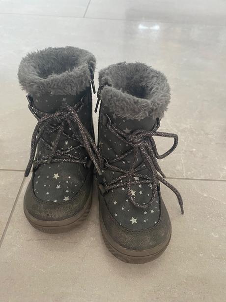 Detské čižmy, baťa,24