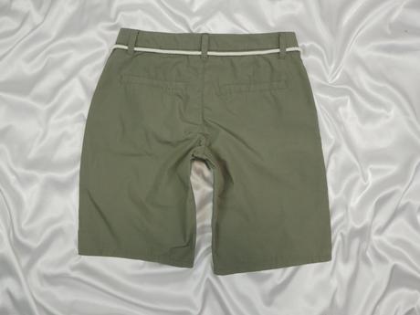 Kvalitné khaki kraťasy ever me, 38