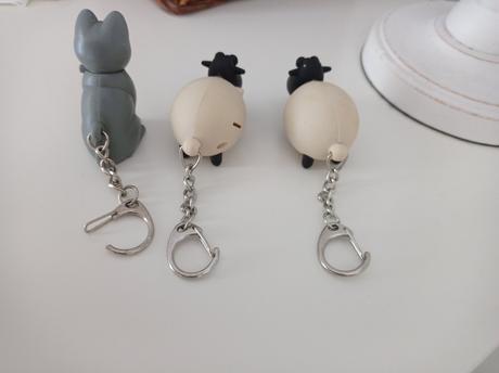 Originálne svietiaci prívesok na kľúče so zvukom,