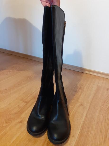 Čižmy, atmosphere,38