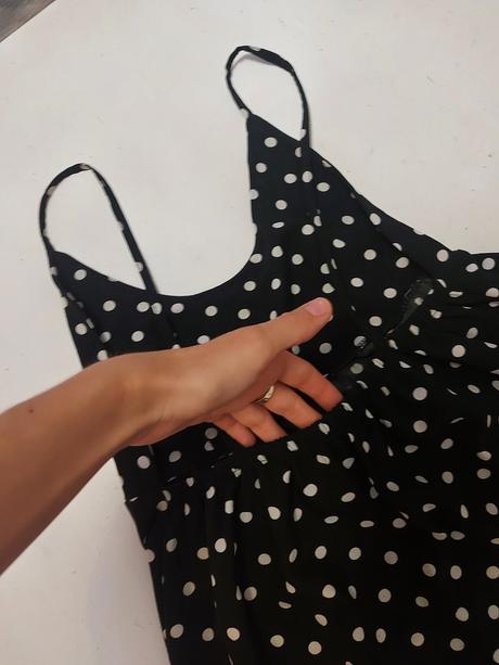 Letné šaty holý chrbát, xs