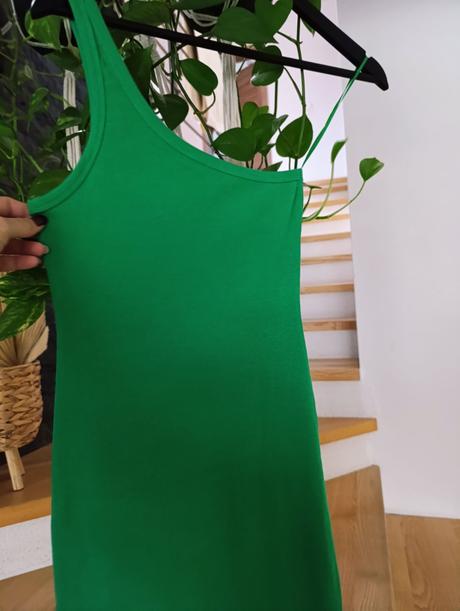 Zara letné šaty na jedno rameno, zara,m