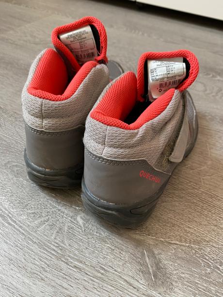 Turisticke topanky, quechua,34