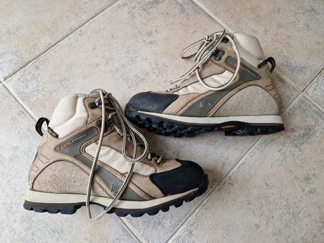 Turistické topanky 37/38 , 5.5, 37