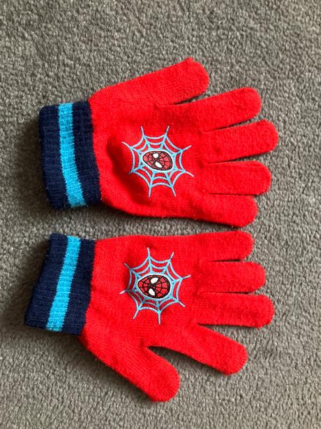 Rukavice spiderman, 116