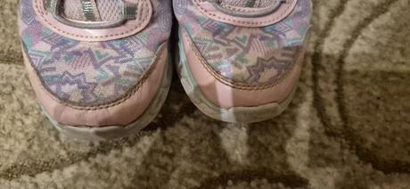 Botasky, skechers,32