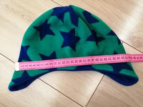 Čiapka so šálom, 98