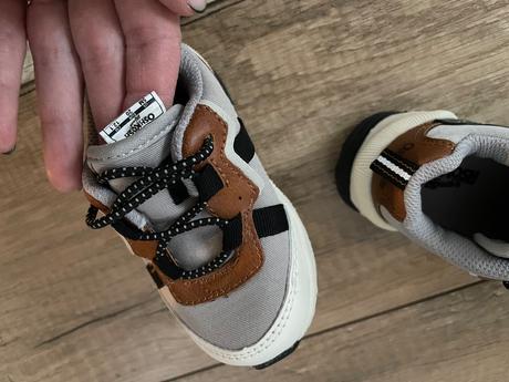 Štýlové tenisky, 20