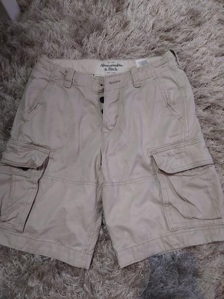 Pánske kraťasy, 32