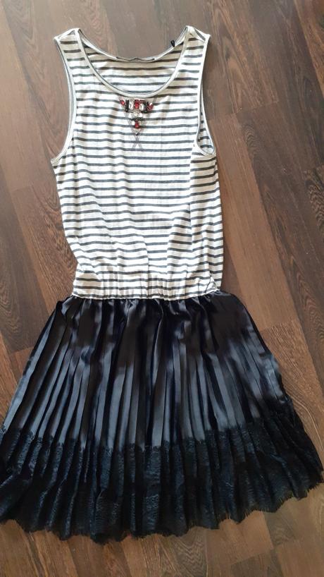 Saty guess, guess,xs