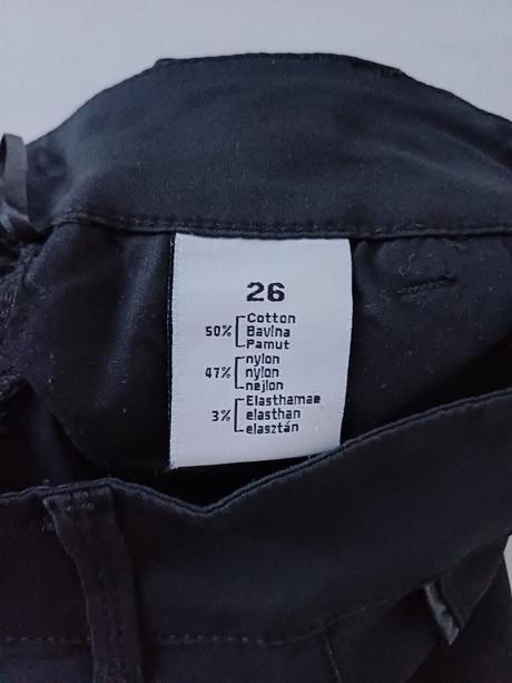 Čierne nohavice, dromedar,26