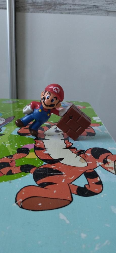 Super mário figúrka, 