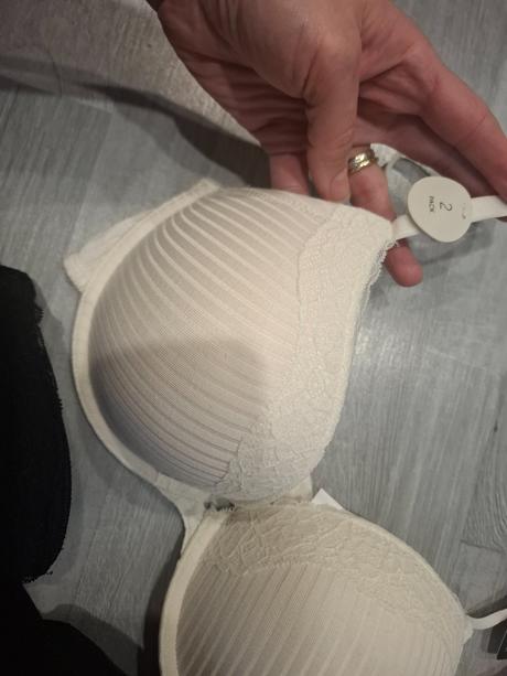 2x podprsenka 80b, reserved,80b