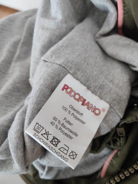 Tenká khaki parka, 116