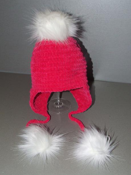 Teplá čiapočka s rôznymi brmbolcami, 56 - 158