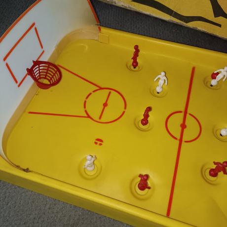 Stolný basketbal chemoplast,