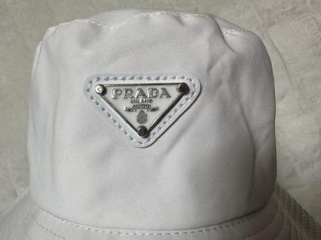 Biely klobúčik, 58