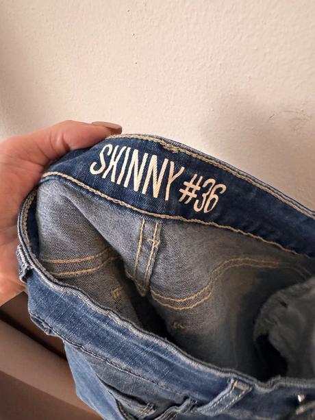 Modré obtiahnuté rifle, s