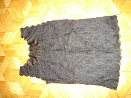 Čierny krajkový top, m