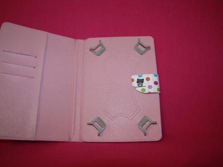 Univerzálny obal na tablet,