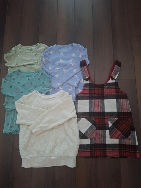 Tricka a mikinka a saty next c104, next,104