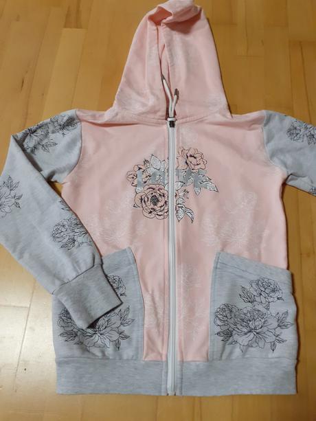 Mikina authority, authority,134