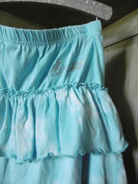 Sukňa s volánmi, 140