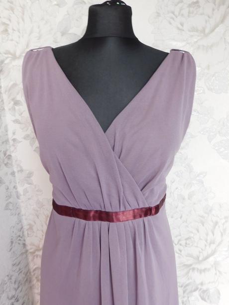 Luxusne pekne šaty, 44