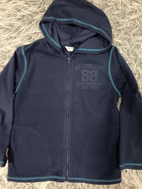 Mikina z teplákmi, 134