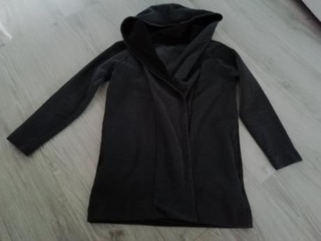 Kardigan, reserved,s