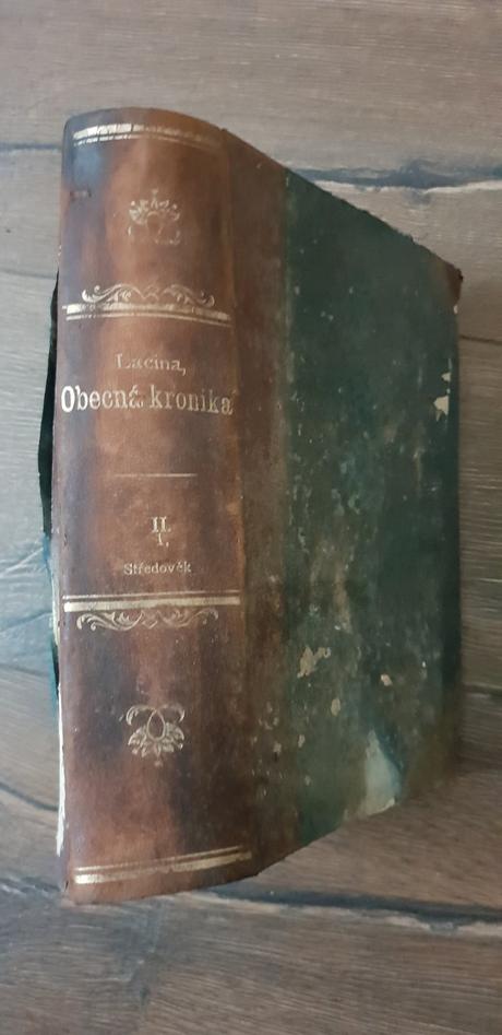 121 rokov stara kniha, 