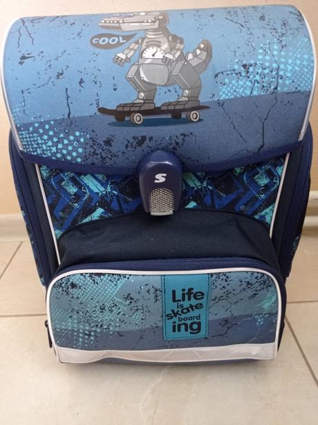 Školská taška zn. stil nová, 