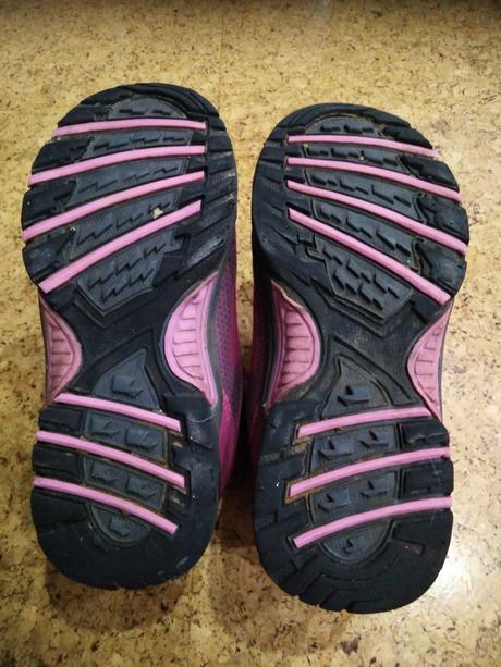 Celoročná obuv, umbro,35