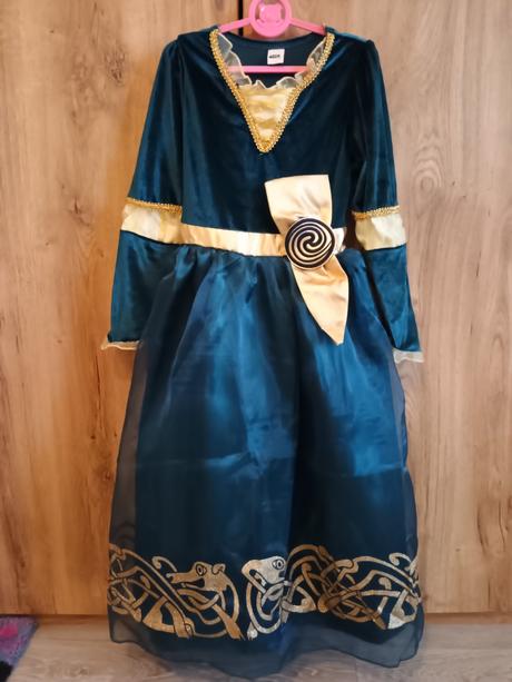 Šaty na karneval merida veľ 120, 