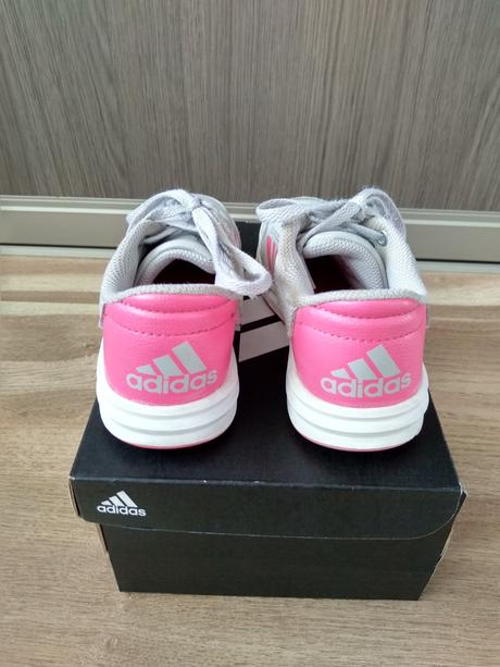 Botasky zn. adidas vel. 28, adidas,28