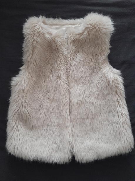 Krásna chlpatá vesta, young dimension,98