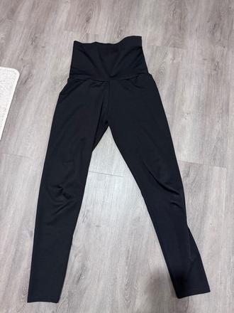 Legíny s vysokým pásom, s