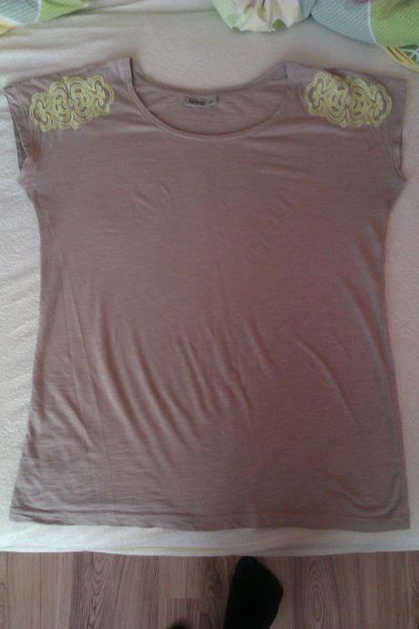  zaujímavé tričko, kik,38