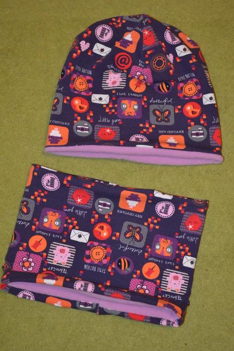 Šitý dvojvrstvový set čiapka+nákrčník veľ. 1-2 rok, 92
