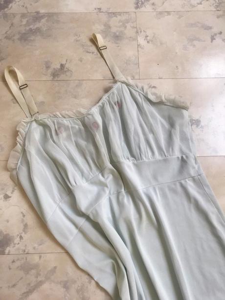 Luxusná nočná košielka, l