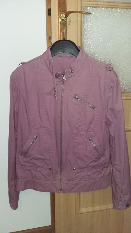 Bundička tenká, 36